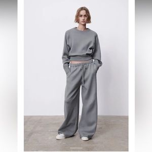 Zara oversized cropped gray knit round neck sweater with shoulder pads